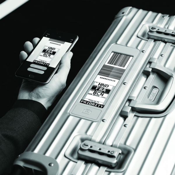 rimowa luggage with electronic tag